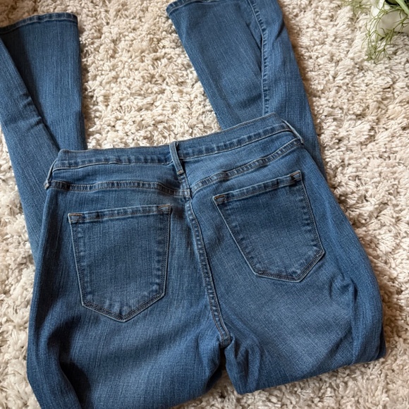 Classic Old Navy Women's Classic Boot Cut Jeans in Denim Blue cut jeans by Old N - Picture 5 of 6